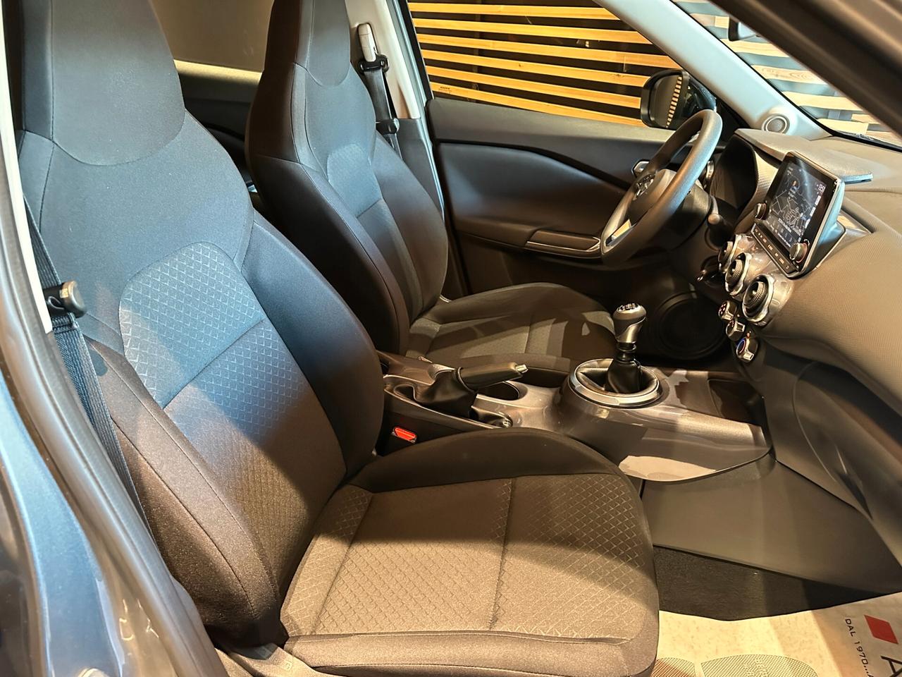 Nissan Juke 1.0 DIG-T 114 CV Acenta Business