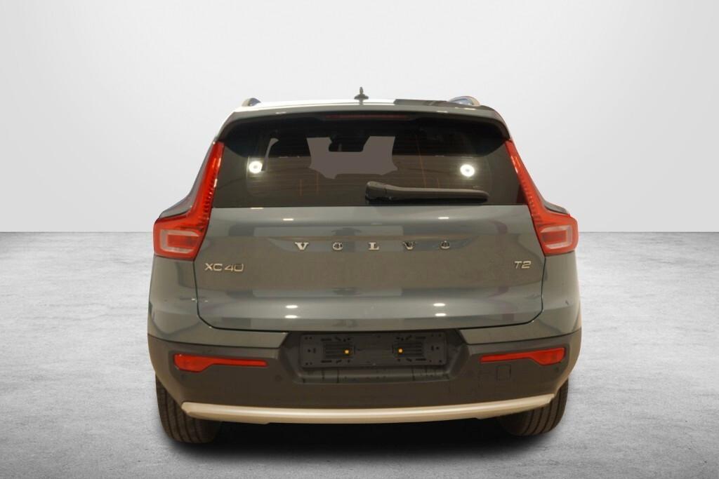 VOLVO XC40 1.5 T2 129CV 6M. ESSENTIAL ( FARI LED - COCKPIT - CRUISE - NAVI - MIRROR - SENSORI POST. - TELECAMERA POST. - CERCHI 17 )