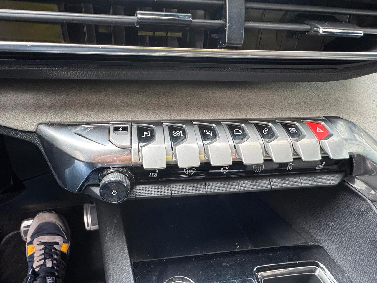 Peugeot 3008 Hybrid4 300 e-EAT8 GT Pack 4X4