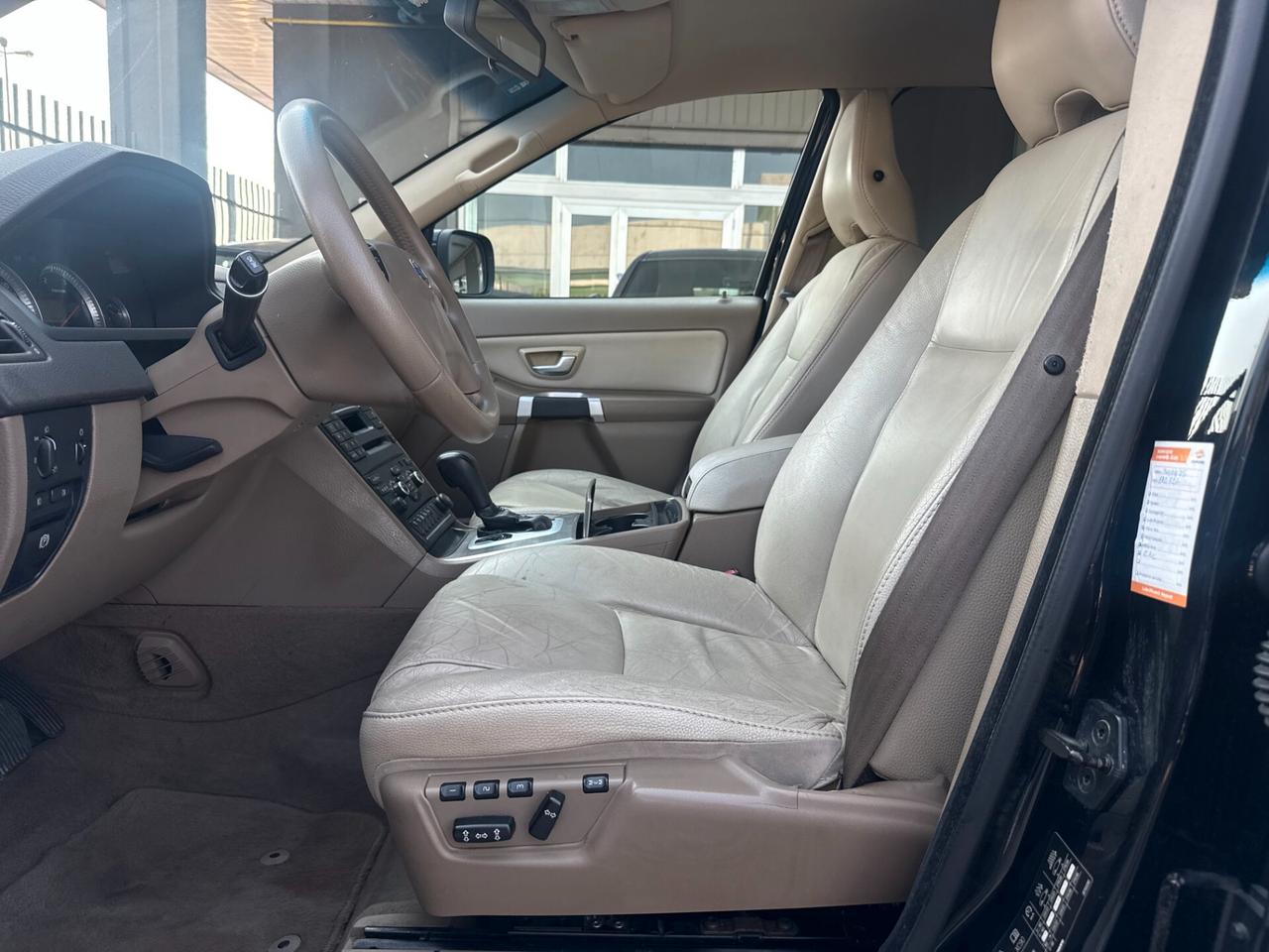 Volvo XC90 2.4 d5 Executive 185cv auto 7 POSTI