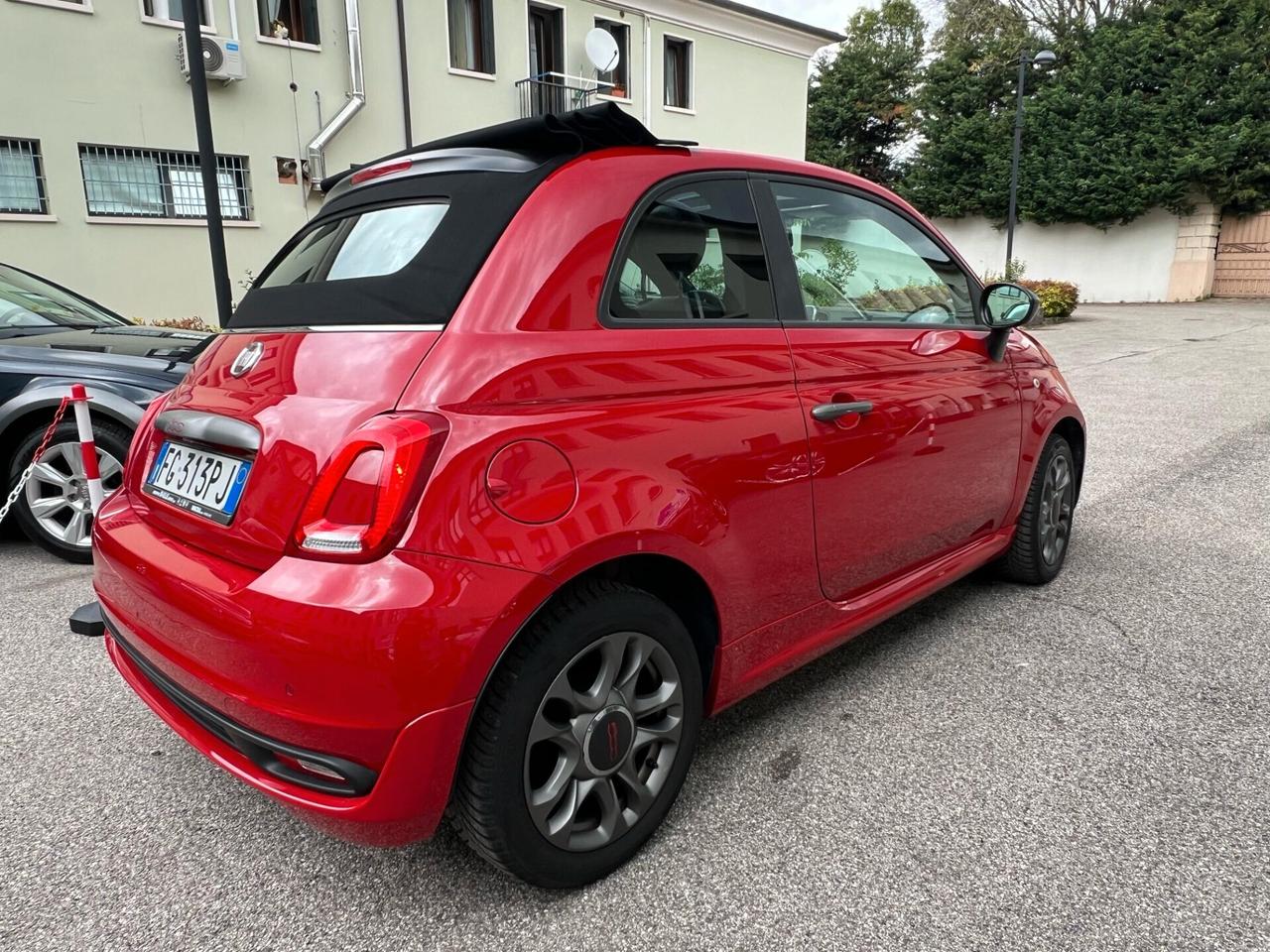 Fiat 500 C 1.2 Lounge RIVA