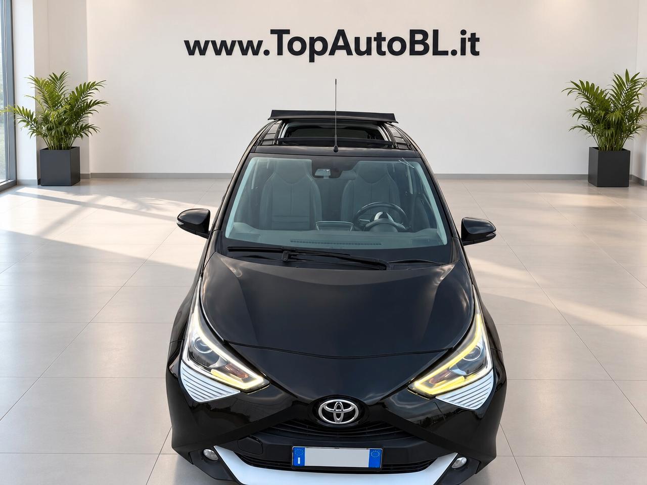 Toyota Aygo Connect 1.0 VVT-i 72 CV 5 porte x-wave MMT