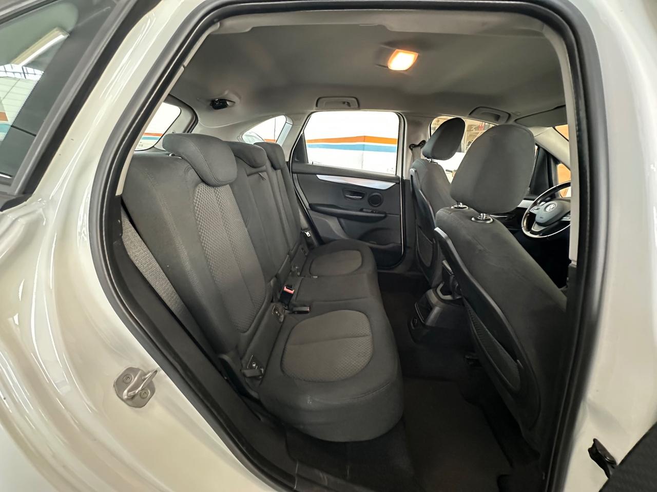 Bmw 2er Active Tourer 218i Advantage