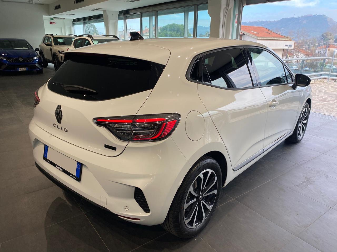 Renault Clio Full Hybrid E-Tech 145 CV 5 porte Techno