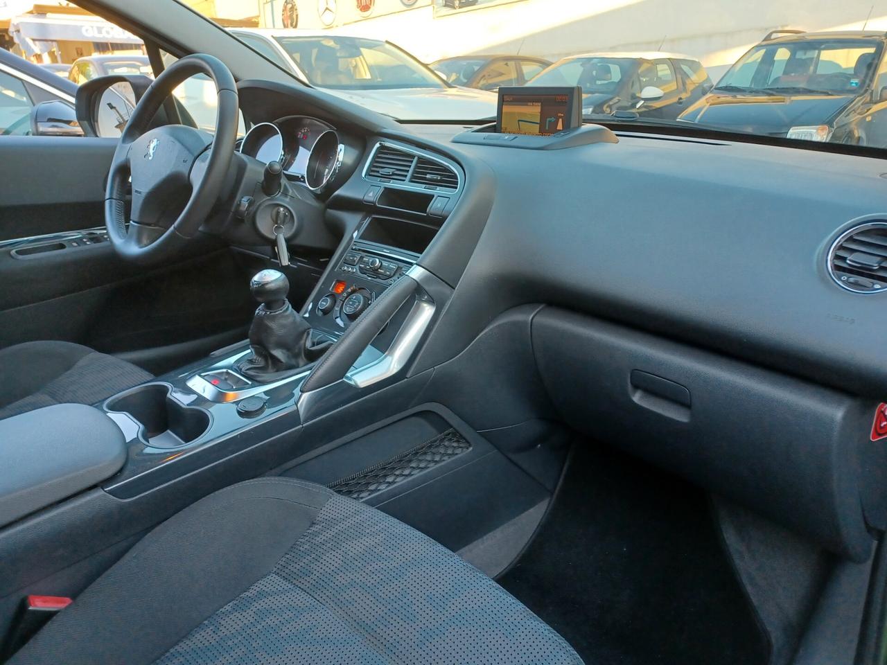 Peugeot 3008 1.6 HDi UNICO PROPRIETARIO NAVI