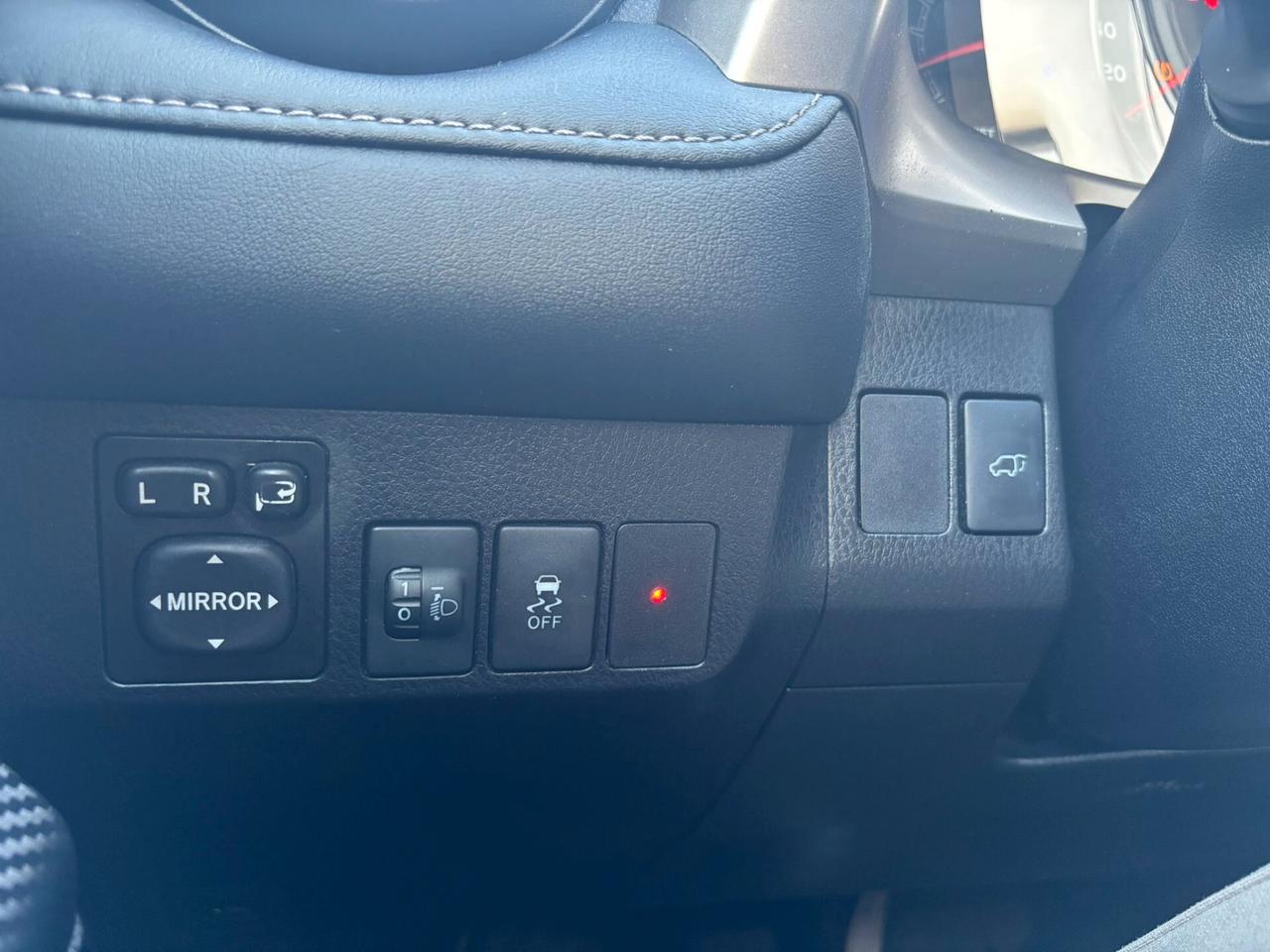 Toyota RAV 4 RAV4 2.0 D-4D 20th Anniversary- 10/2014