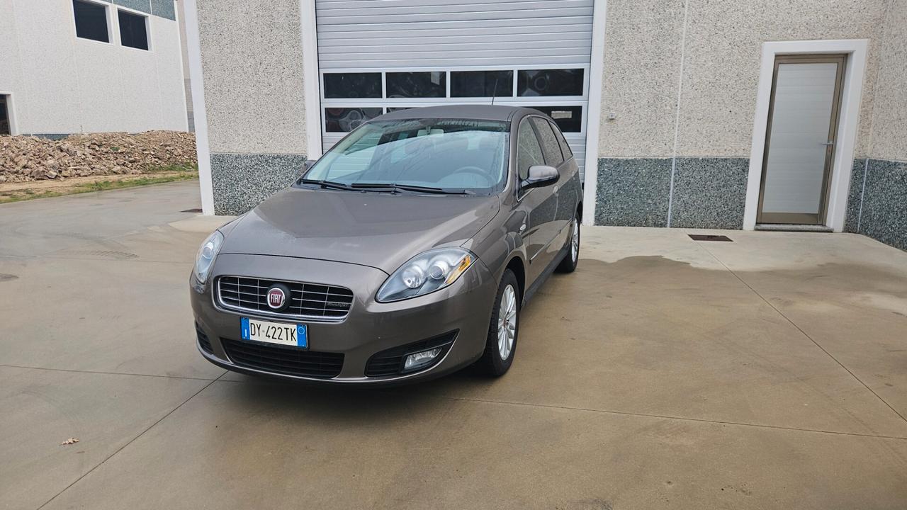 Fiat Croma 1.9 Multijet Emotion