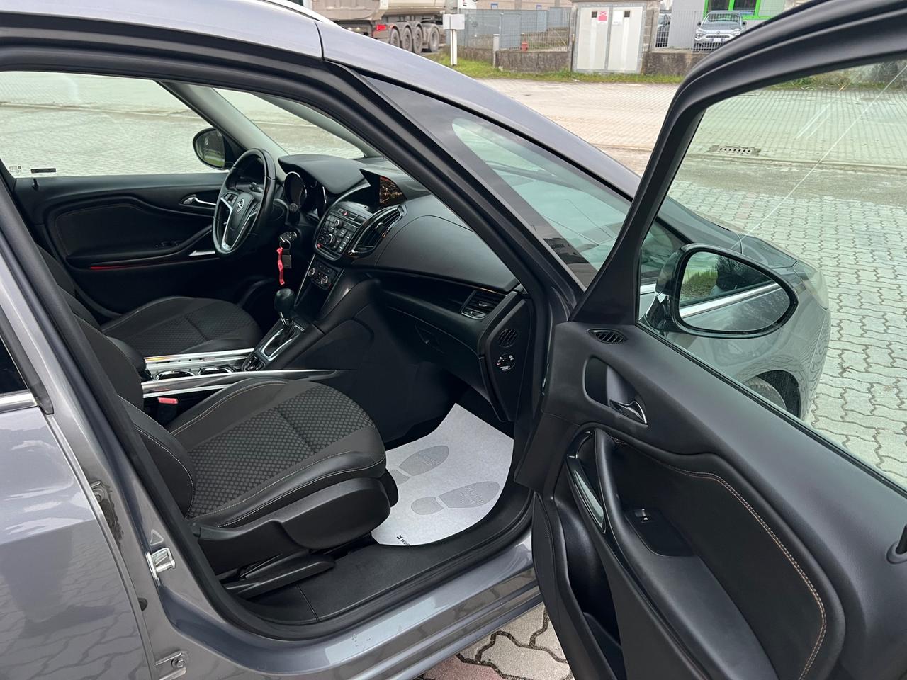 Opel Zafira Tourer 2.0 CDTi 130CV aut. Cosmo