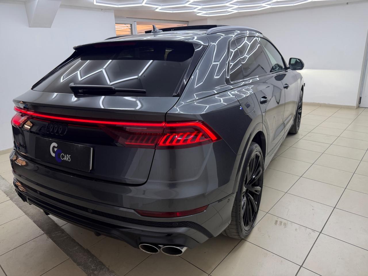 Audi SQ8 TFSI IPER FULL ITALIANA UFFICIALE