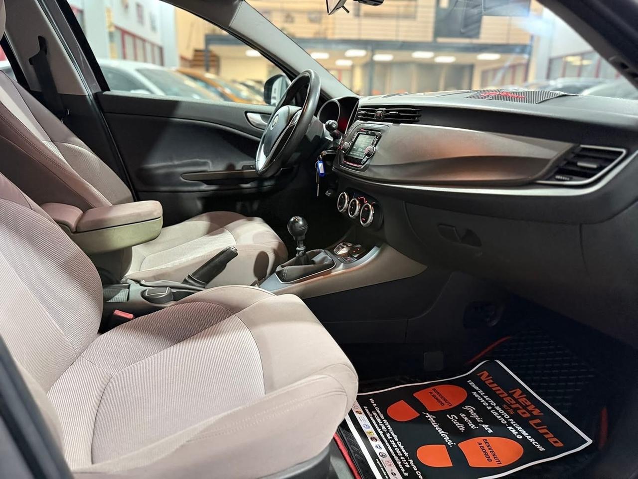 Alfa Romeo Giulietta 1.6 Mjt 105cv Distinctive 2015