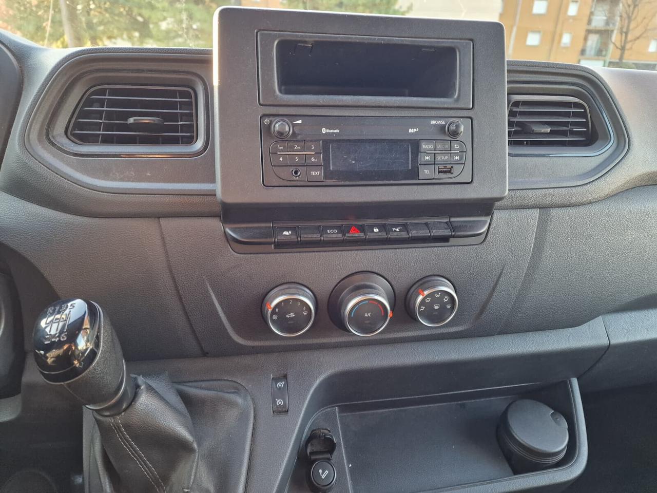 Master T35 2.3 dCi L3H2 - passo lungo - tetto medio