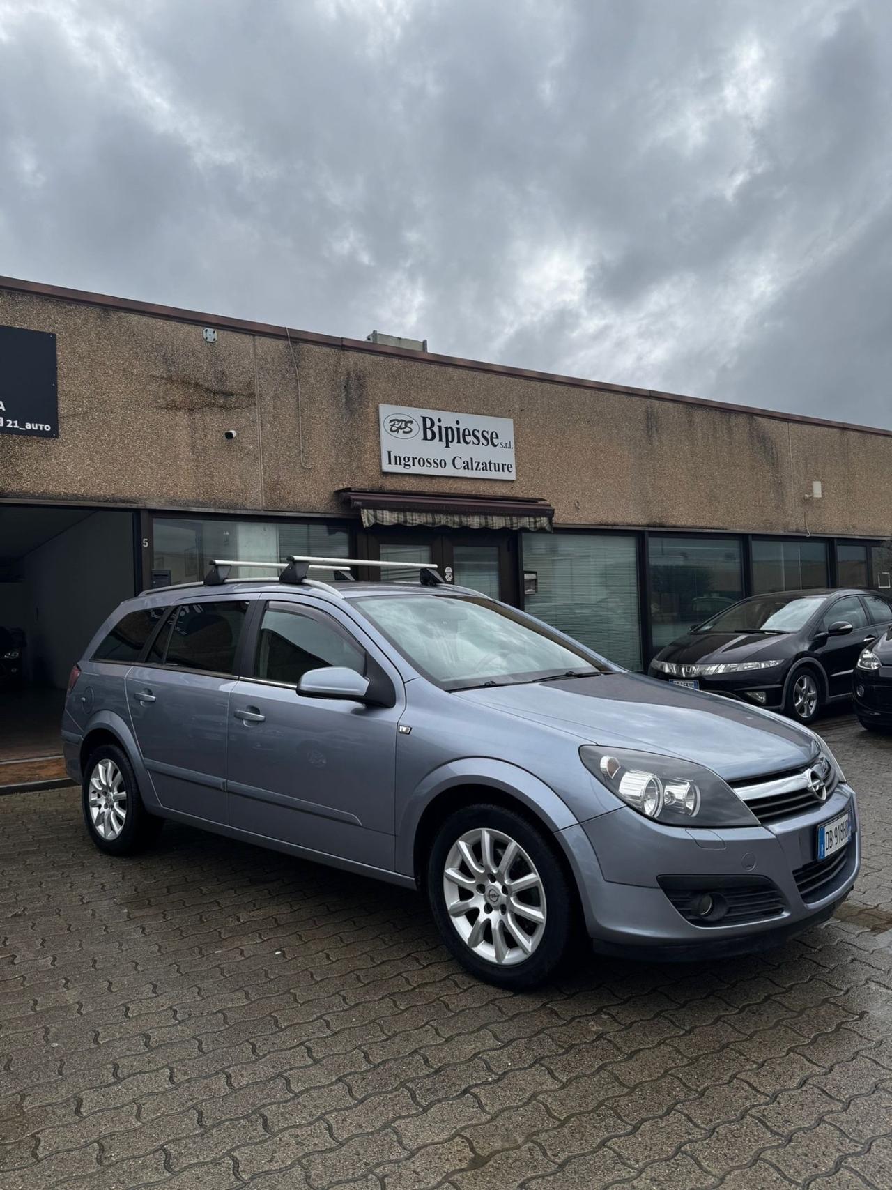 Opel Astra 1.6 16V Twinport Station Wagon Cosmo