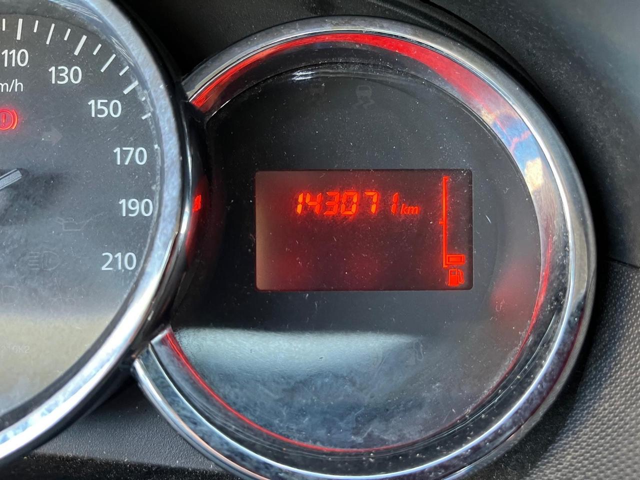 Dacia duster-1.5 dci-full- 12/2013