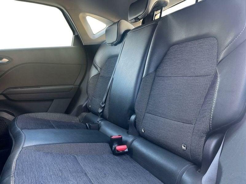 Renault Captur 1.6 PHEV E-TECH Plug In 160cv INTENS