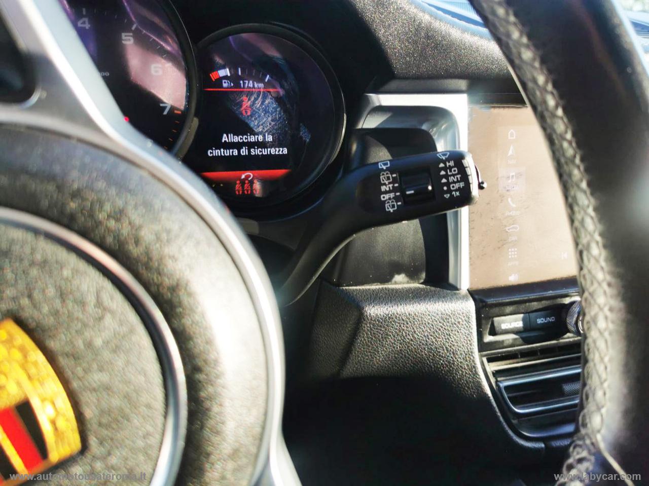 PORSCHE Macan 2.0 RATE AUTO MOTO SCOOTER