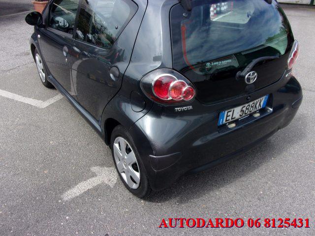 TOYOTA Aygo 1.0 12V VVT-i 5 porte Now Connect