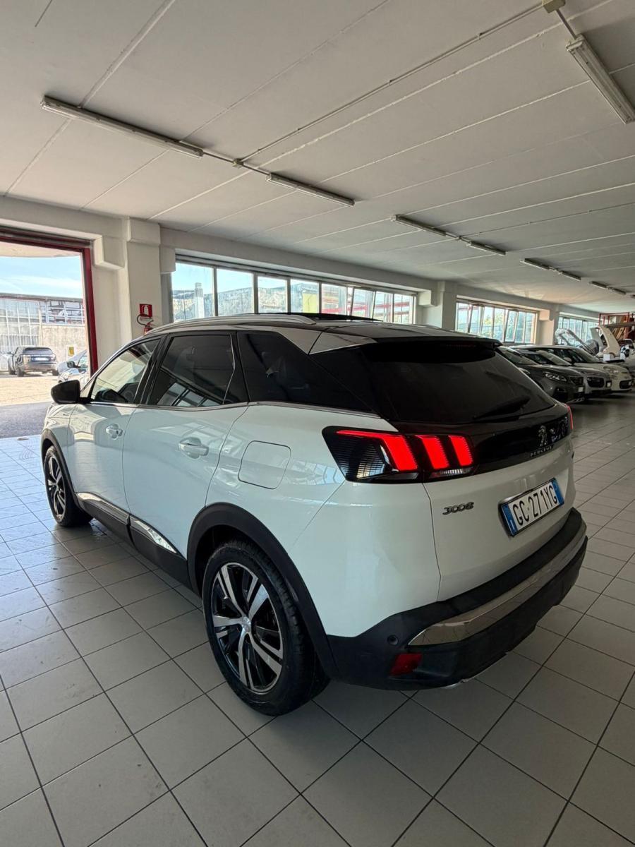 PEUGEOT - 3008 - Hybrid4 300 e-EAT8 GT Line