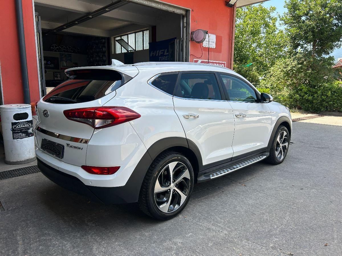HYUNDAI - Tucson - 1.7 CRDi 115CV XPossible