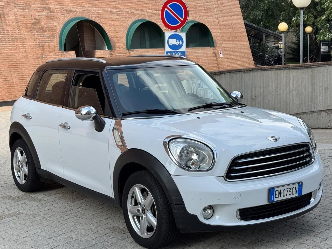 Mini Cooper Countryman Mini 1.6 One Countryman