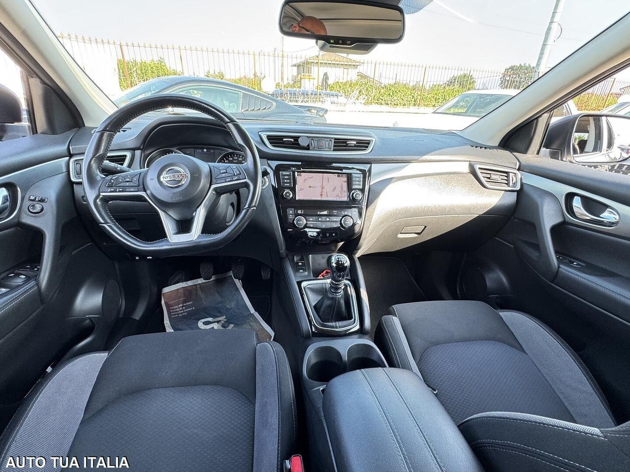 nissan qashqai 1.5 dci tekna tetto navi