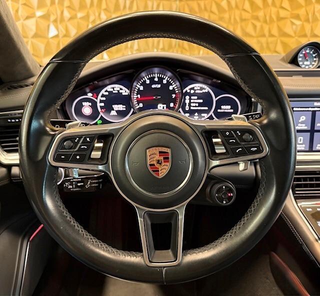 Porsche Panamera 4.0 GTS Sport Turismo