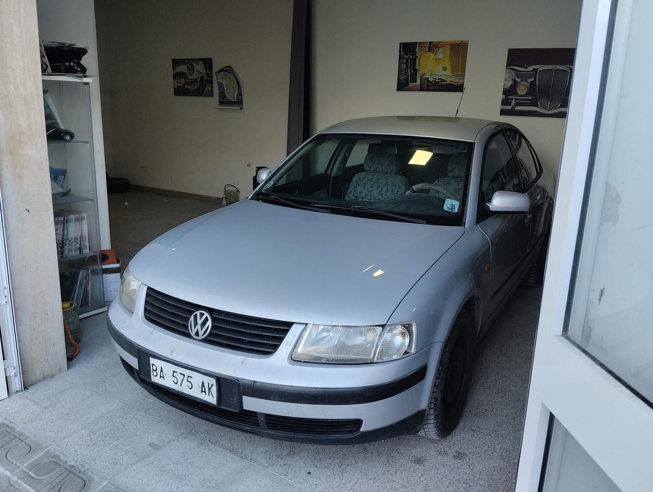 Volkswagen Passat 1.6 cat