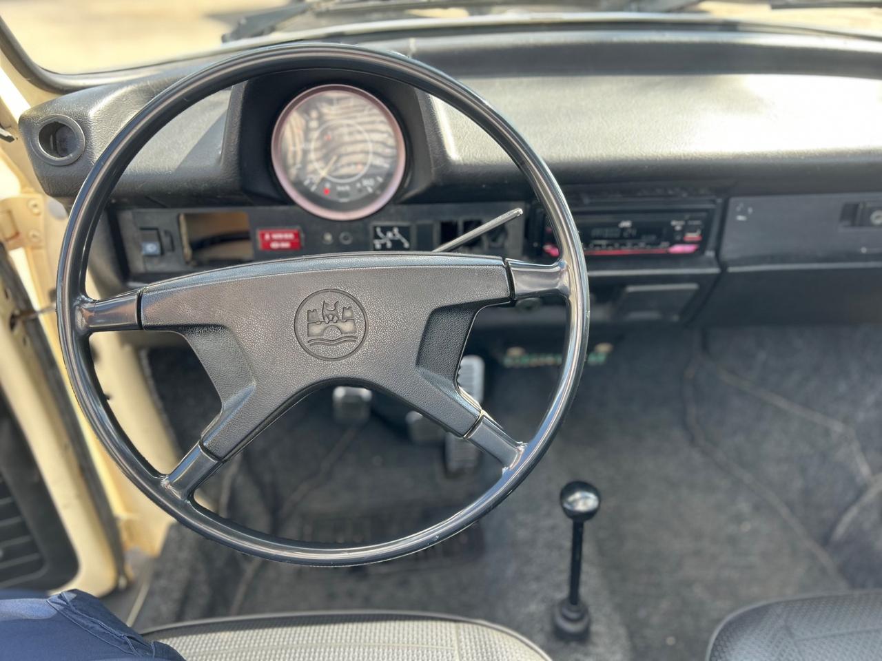 Volkswagen Maggiolino cabrio anni 70