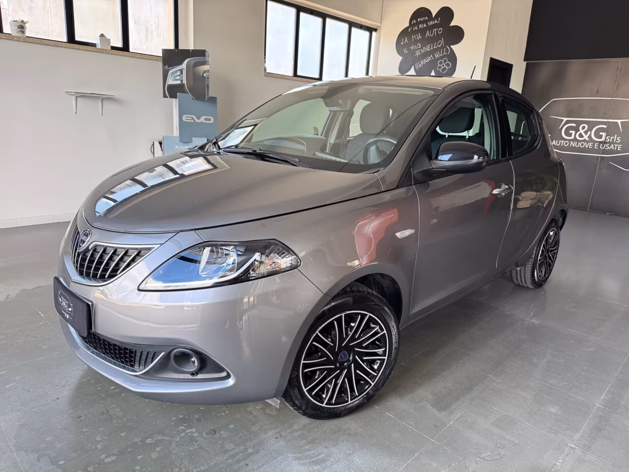 Lancia Ypsilon 1.0 FireFly Hybrid Gold - 2023