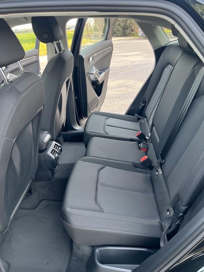 Audi Q3 SPB 35 TFSI S tronic Business Plus