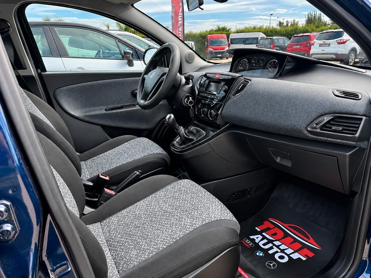 Lancia Ypsilon 1.3 MJT 95 CV 5 porte