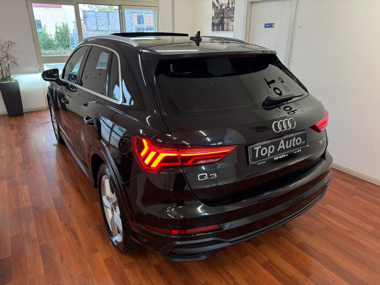 AUDI Q3 35 TDI S TRONIC S LINE EDITION / TETTO