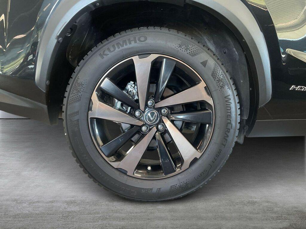 Lexus NX 300 300 2.5 Hybrid F-Sport 4WD CVT