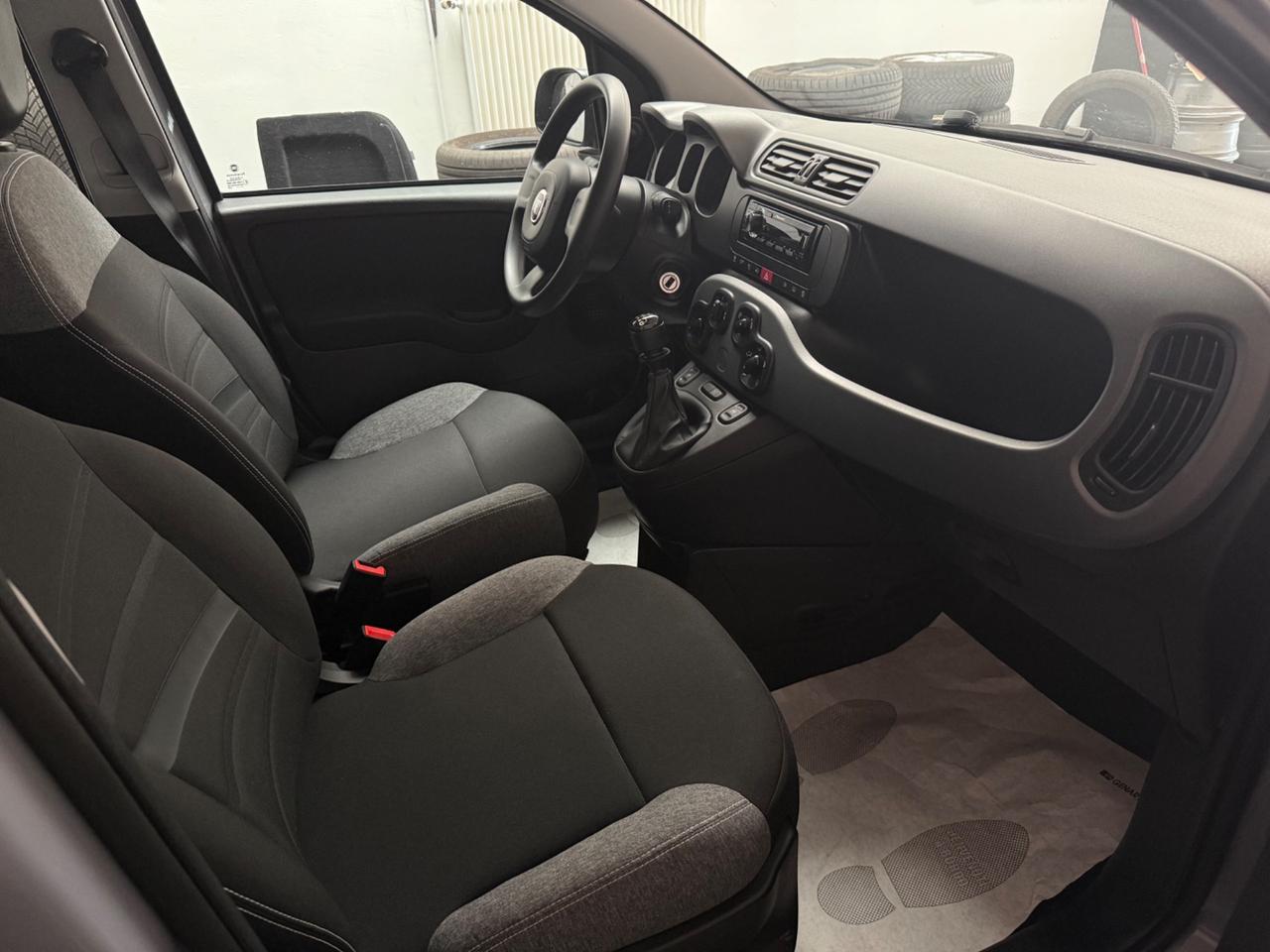 Fiat Panda 1.0 FireFly S&S Hybrid soli 17 MILA KM NEOPATENTATI