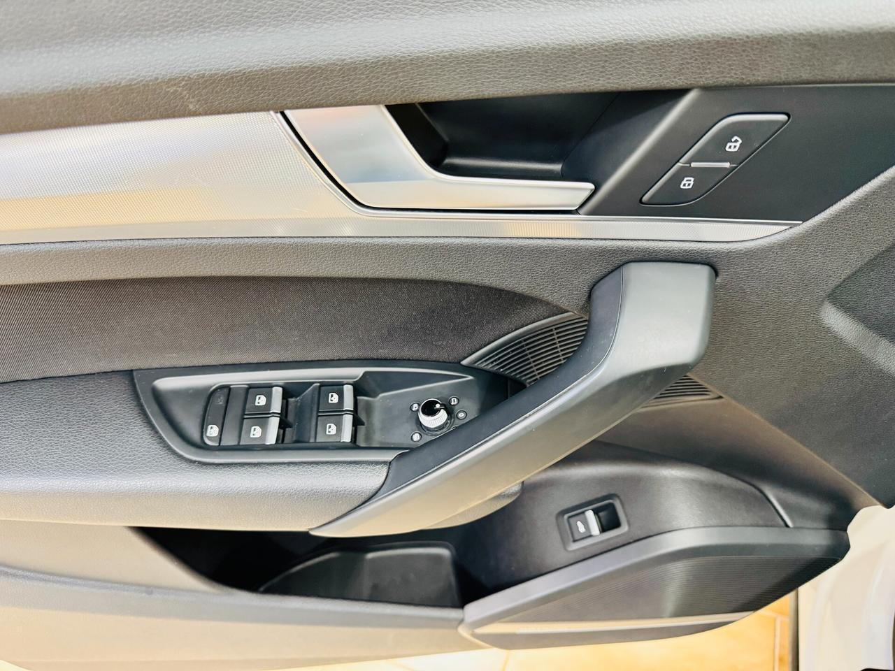 Audi Q5 2.0 TDI 190 CV QUATTRO Sport CarPlay - R.Cam - Navi - Virtual