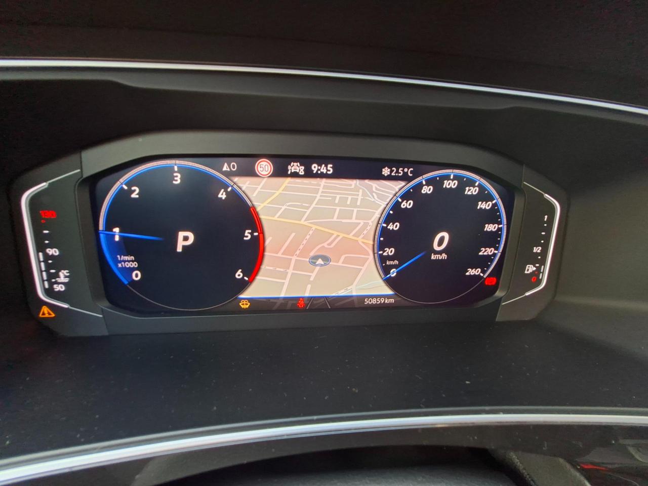 Volkswagen Tiguan 2.0 tdi R-Line 150cv dsg