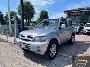 Mitsubishi Pajero Pajero 2.5 TDI 3p. Invite Dakar
