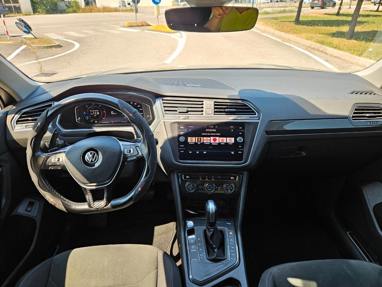 Volkswagen Tiguan 2.0 tdi Advanced R-Line Exterior Pack 150cv dsg