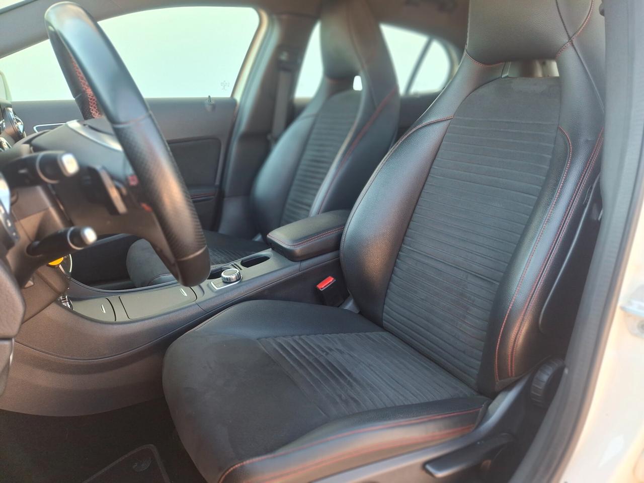 Mercedes-GLA 200 CDI Automatic Executive