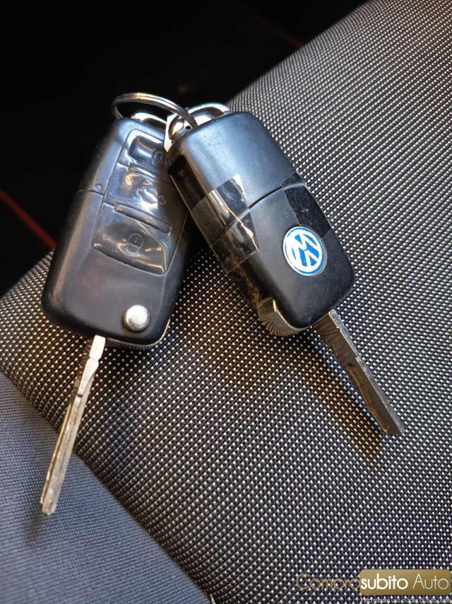 VOLKSWAGEN Golf 1.6 16V FSI 5p. Sportline