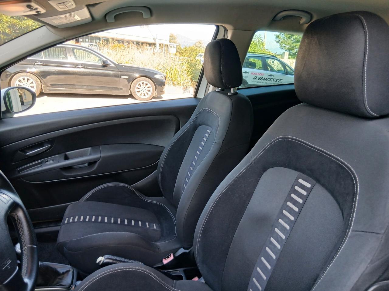 Fiat Grande Punto 1.6 JTDM Multijet Sport