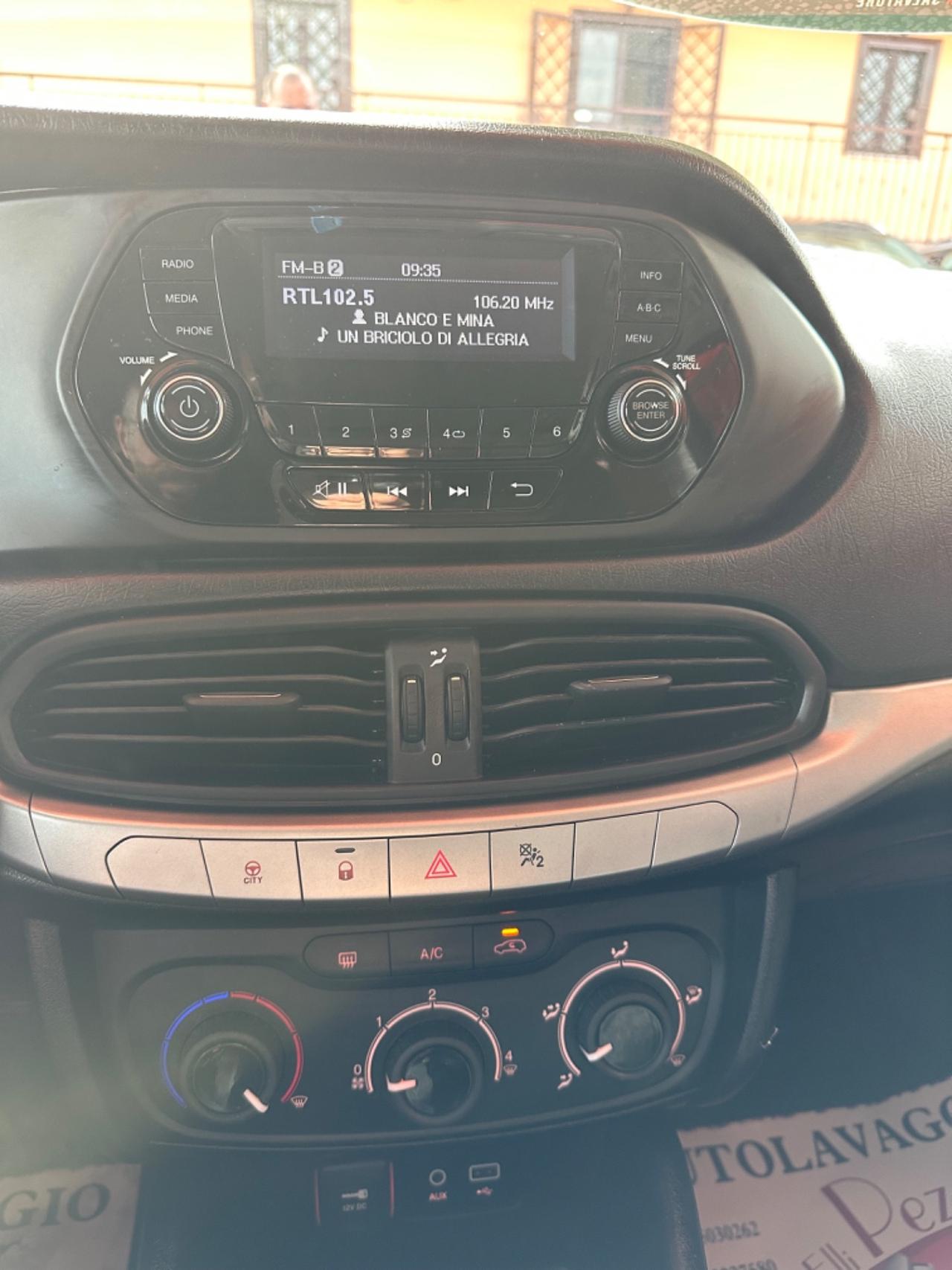 Fiat Tipo 1.4 4 porte Opening Edition