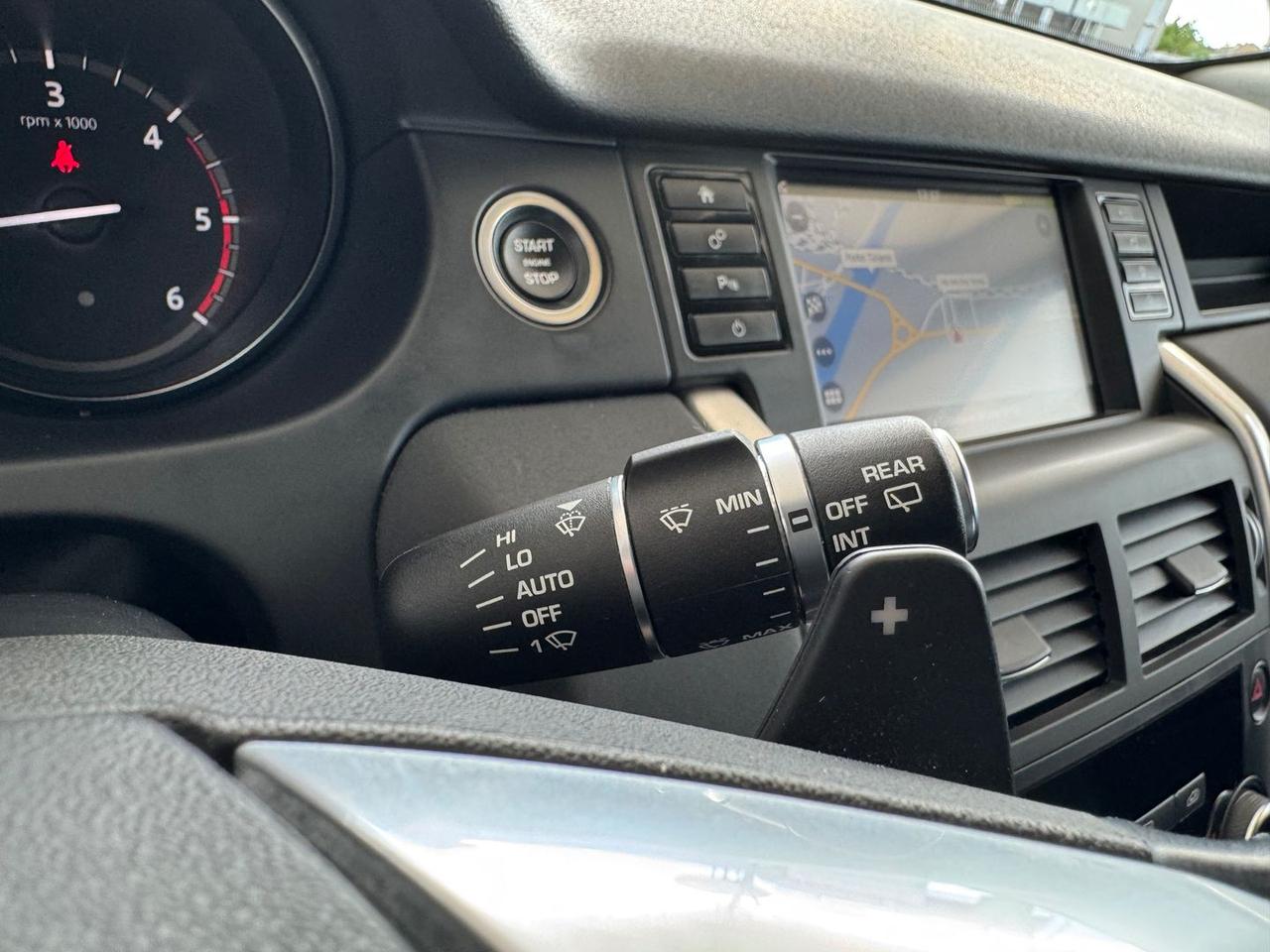 Land Rover Discovery Business Edition Premium Pure 2.0 TD4