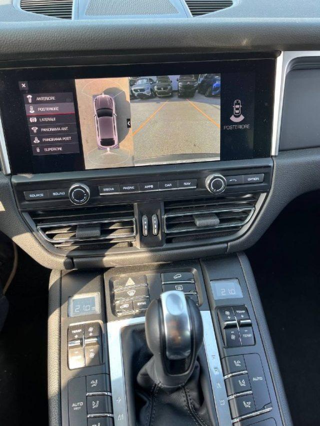 PORSCHE Macan 2.0