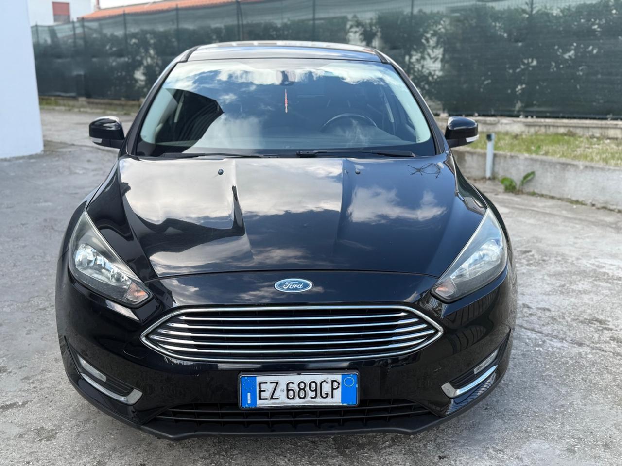 Ford Focus 1.5 TDCi TITANIUM NEOPAT. 2015 EURO 6