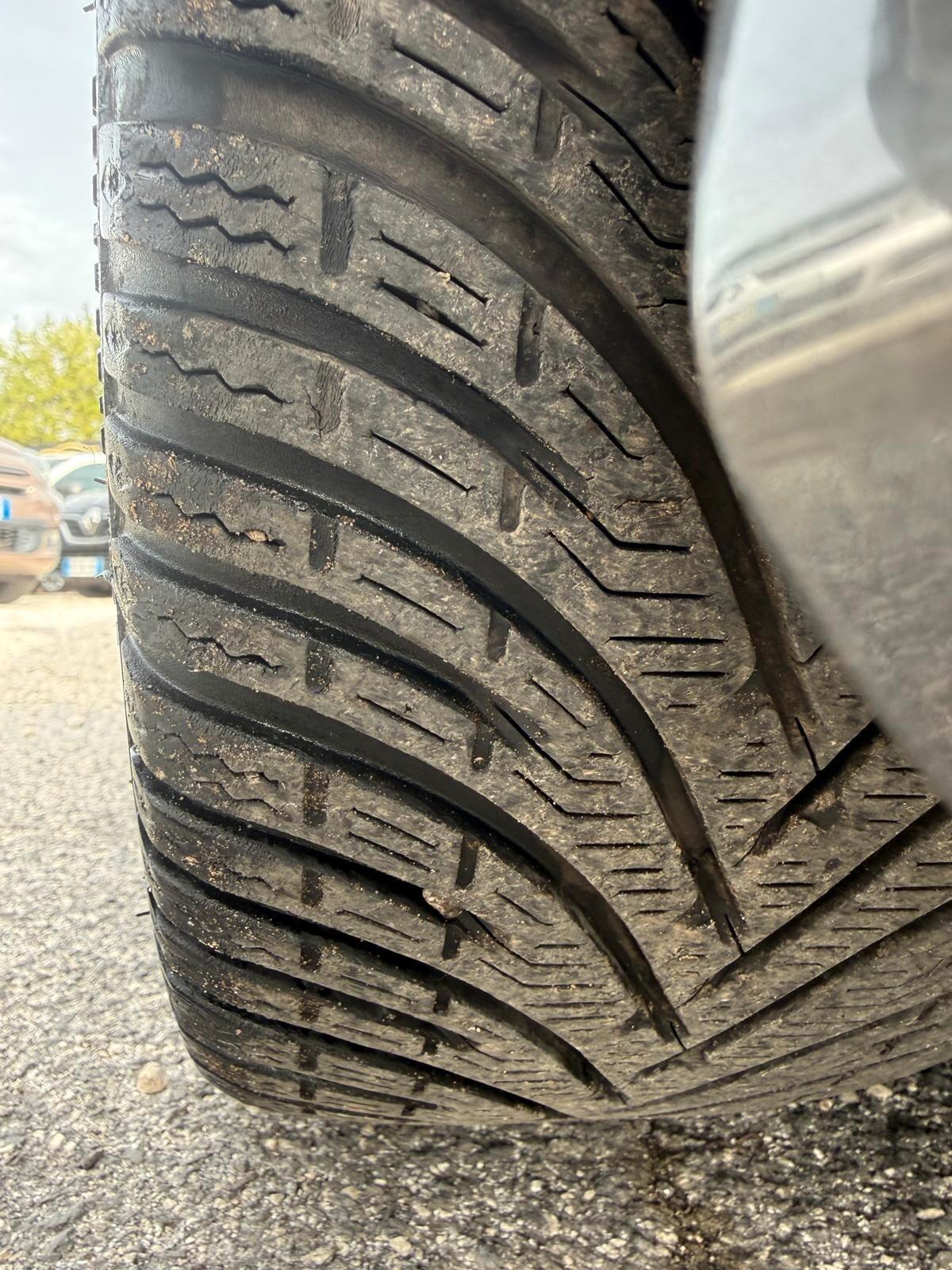 Abarth 595 C 1.4 Turbo T-Jet 165 CV