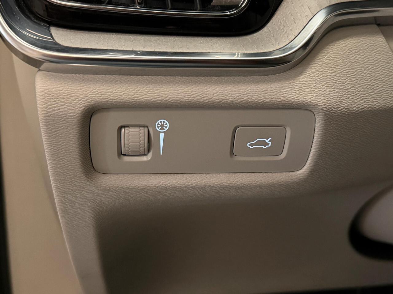 Volvo V60 Cross Country B4 (d) AWD automatico Ultimate