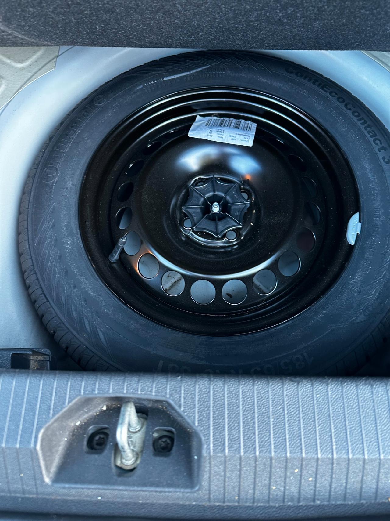 Opel Corsa 1.2 3 porte Club "NEOPATENTATI"