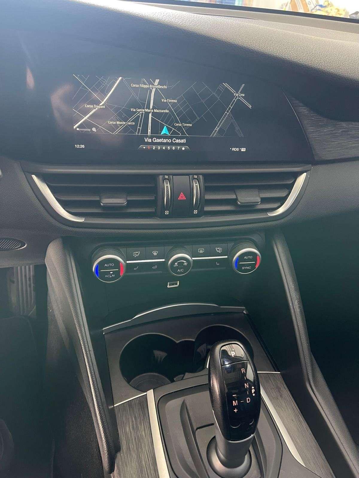 Alfa Romeo Giulia 2.2 t Veloce Q4 190cv awd auto tetto panoramico