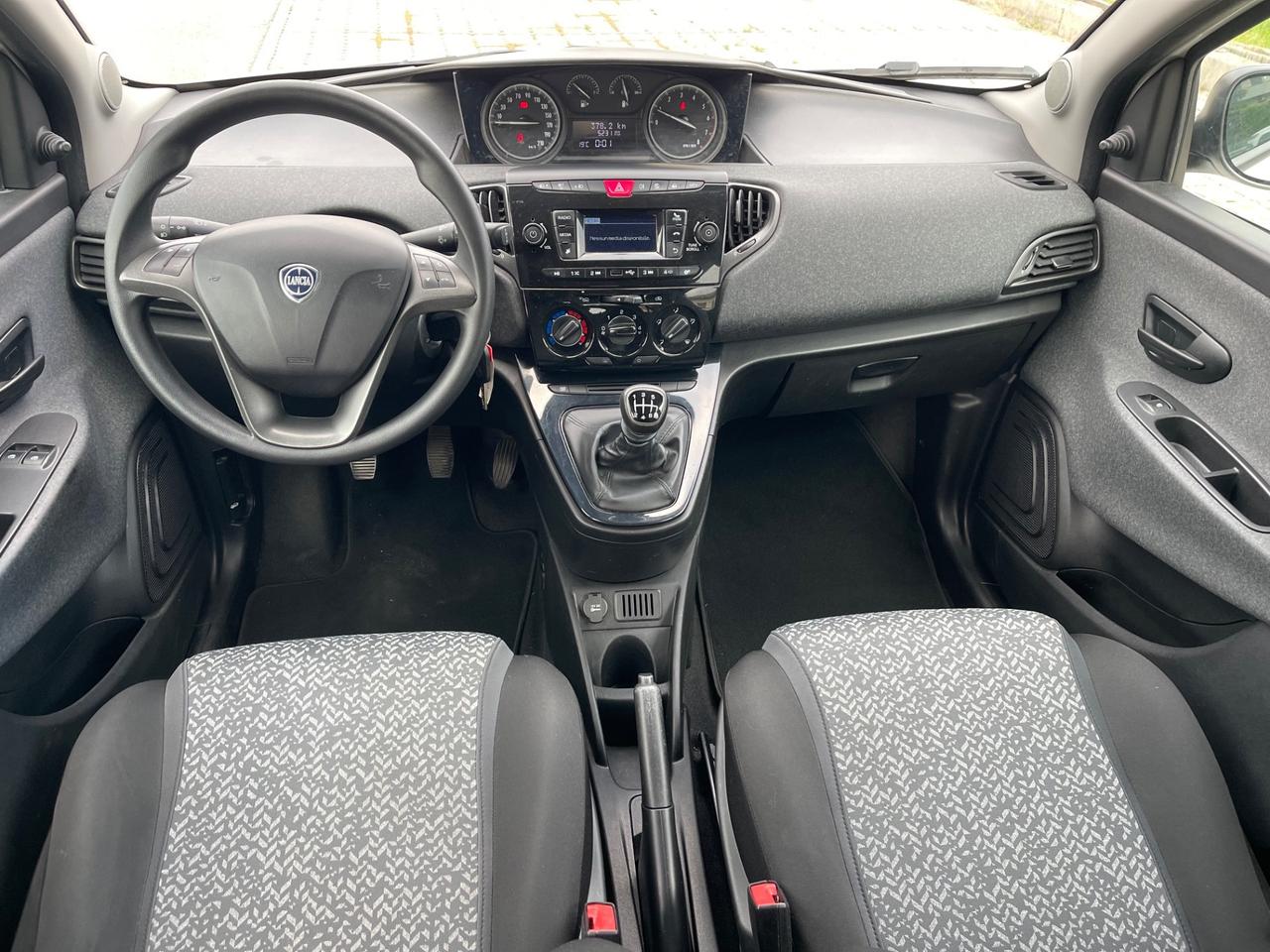 Lancia Ypsilon 1.0 FireFly 5 porte S&S Hybrid Ecochic Gold