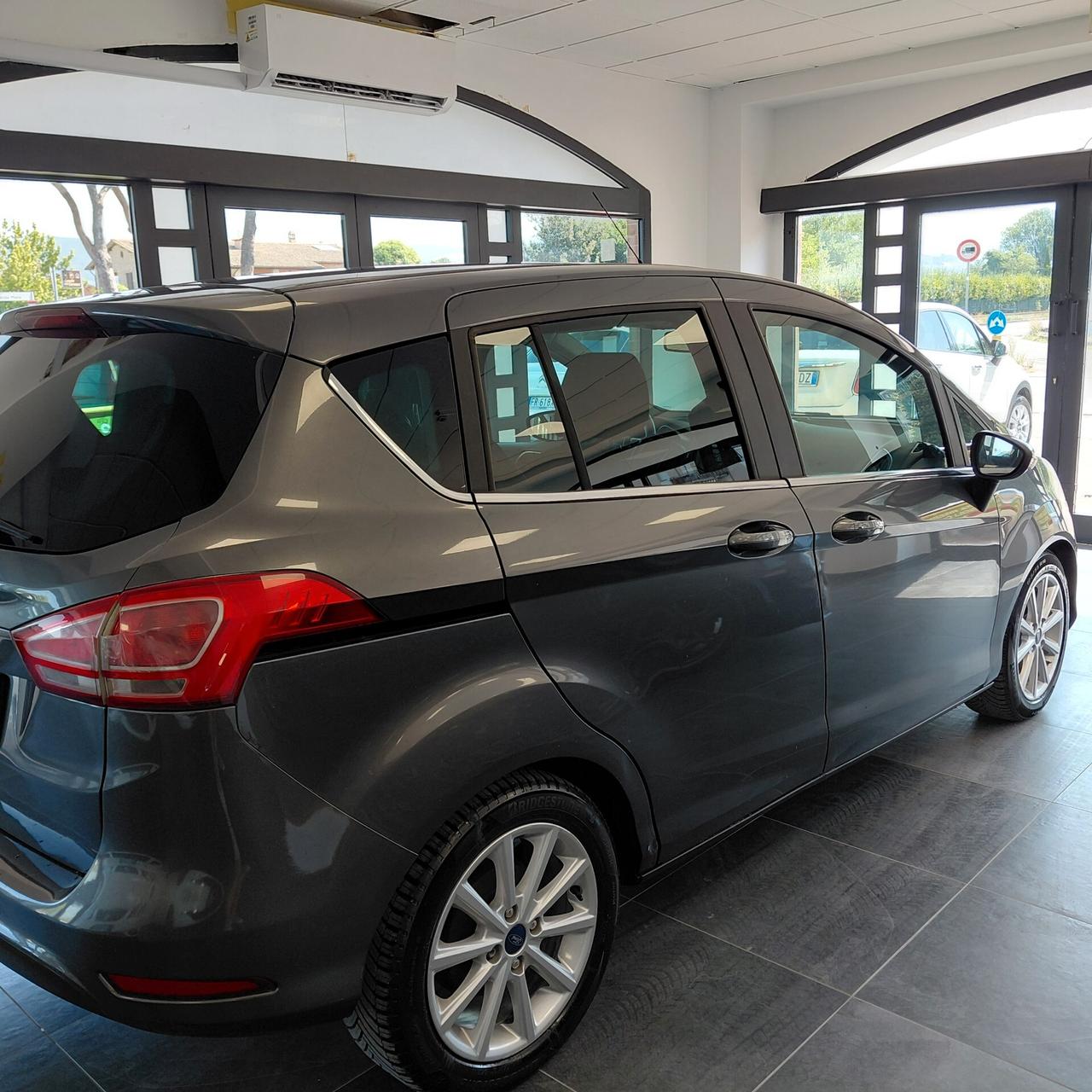 FORD B.MAX ANNO 2016 DS 1.5 ADATTA NEOPATENTATI KM 132 MILA
